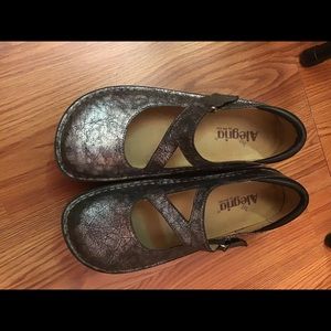 Allegria shoes